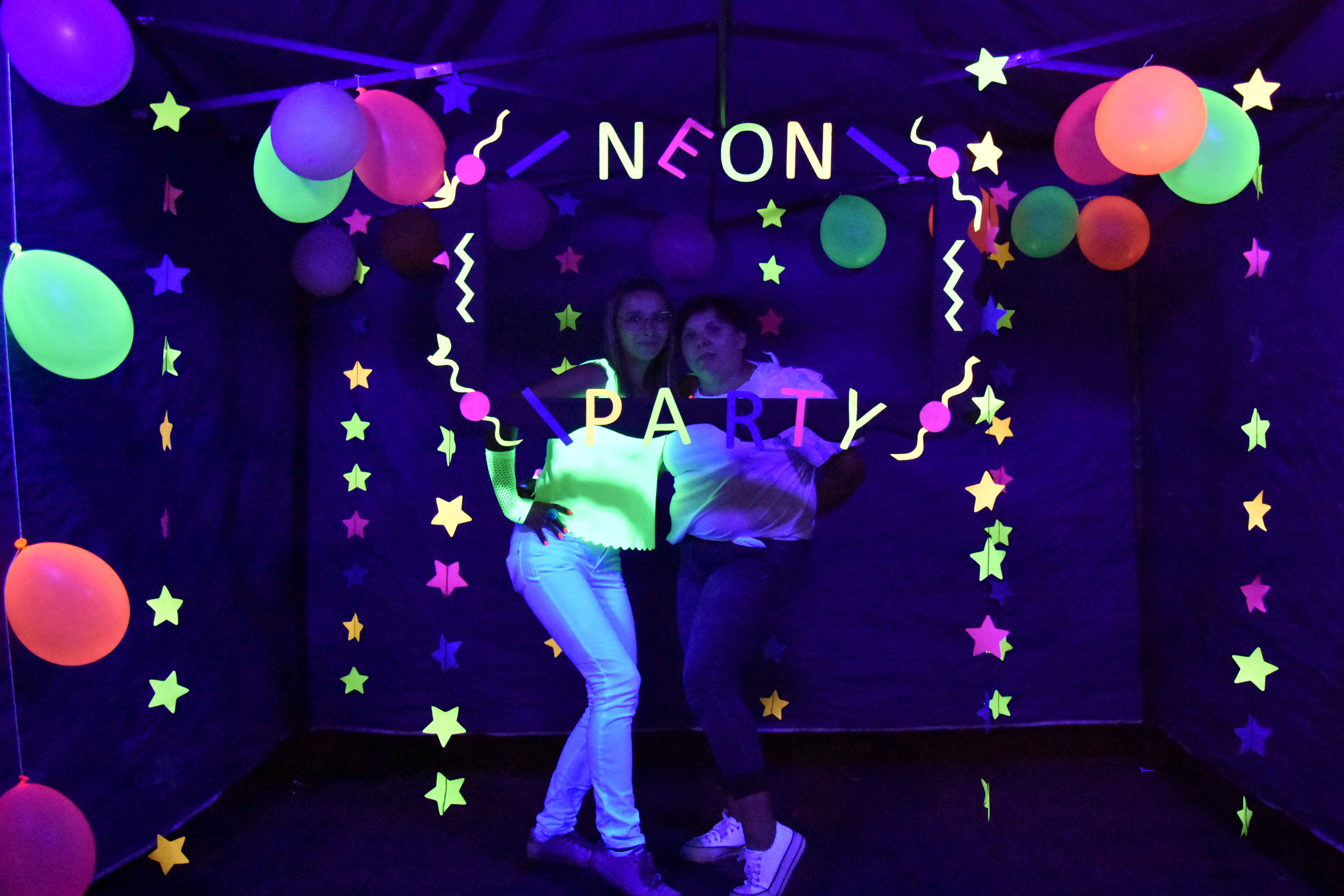Neon Party 2025